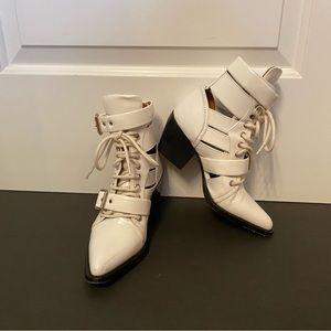 CHLOE SHOES ANKLE BOOTS BOOTIE WHITE GLOSSY LEATHER CUT OUT LACE UP BUCKLE 36.5